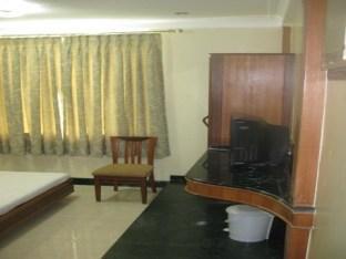 Hotel Manas Residency Bombaj Zewnętrze zdjęcie